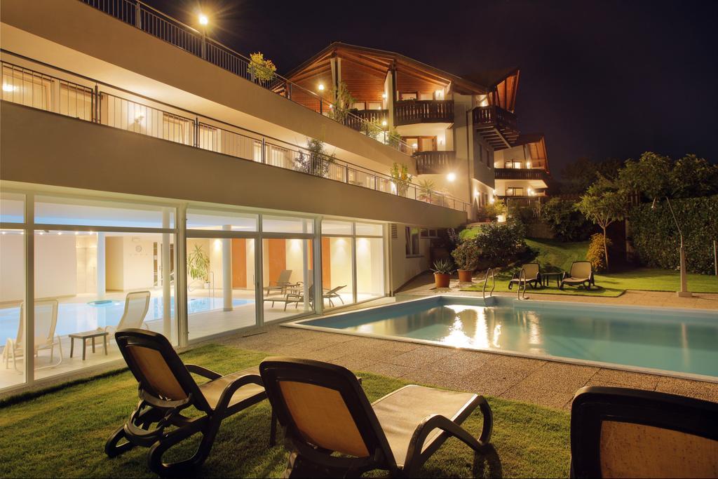 Hotel Garni Herz Tirolo Luaran gambar