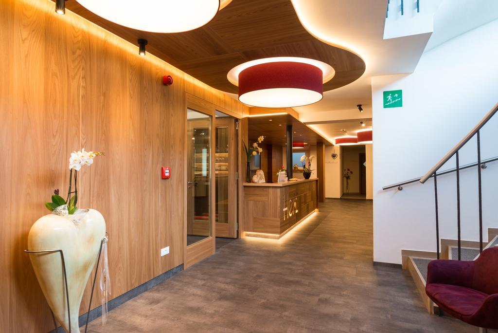 Hotel Garni Herz Tirolo Luaran gambar